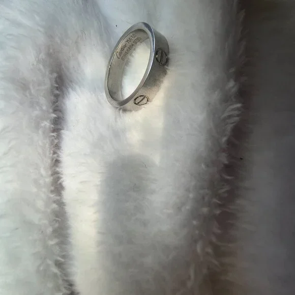 Cartier Love Ring Size 9 NEW - Picture 3 of 5